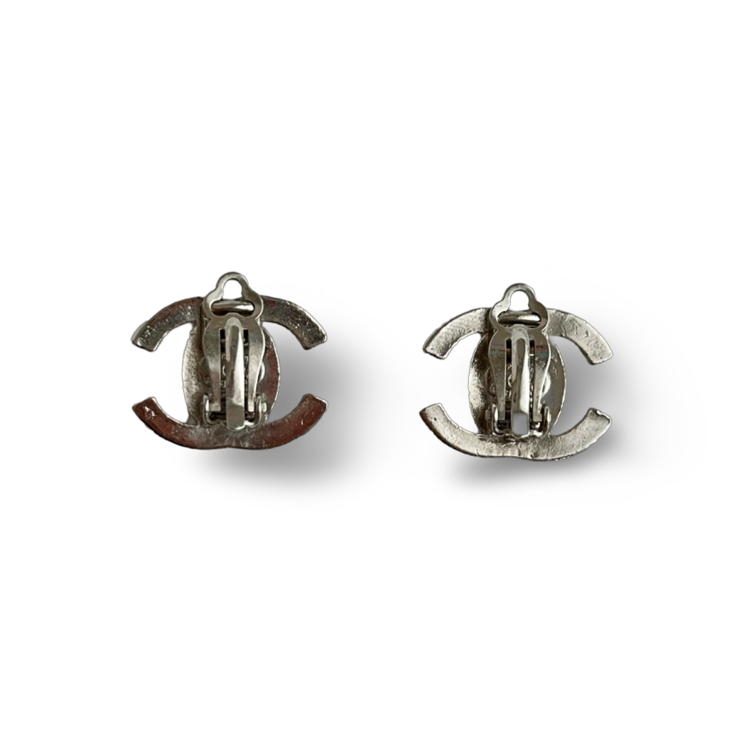 Chanel CC Logo Turnlock Earrings - Silver