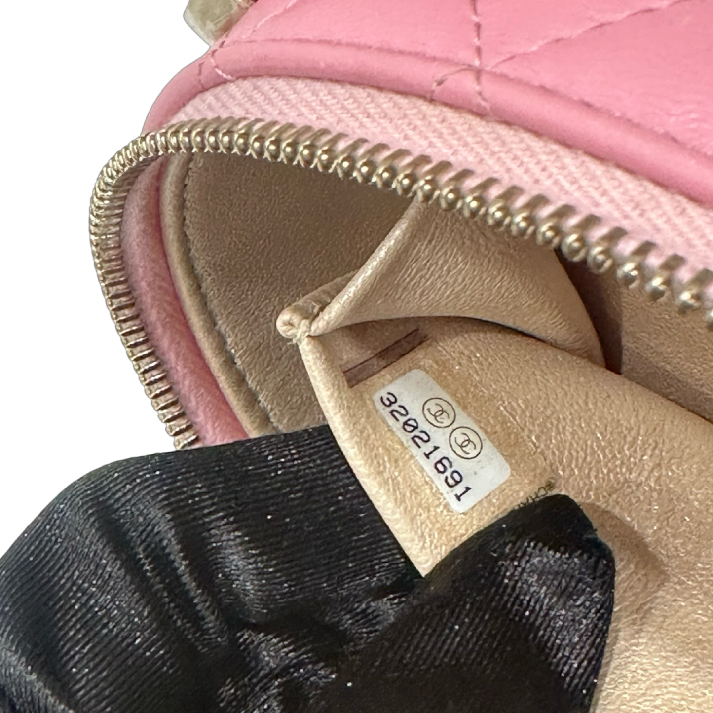 Chanel Classic Lambskin Tophandle Round Clutch - SHW / Pink