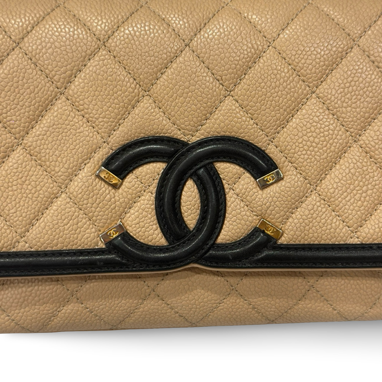 Chanel Quilted Caviar WOC - Bag / Beige Black