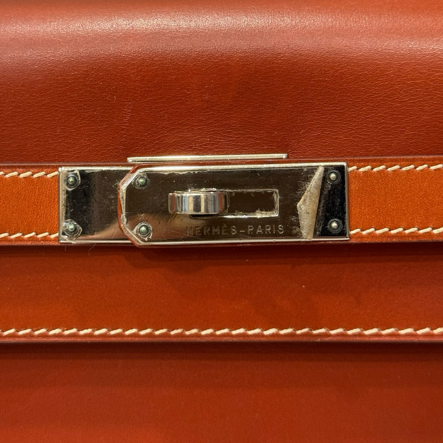 Hermes Vintage Box 32 Kelly Bag - SHW / Red