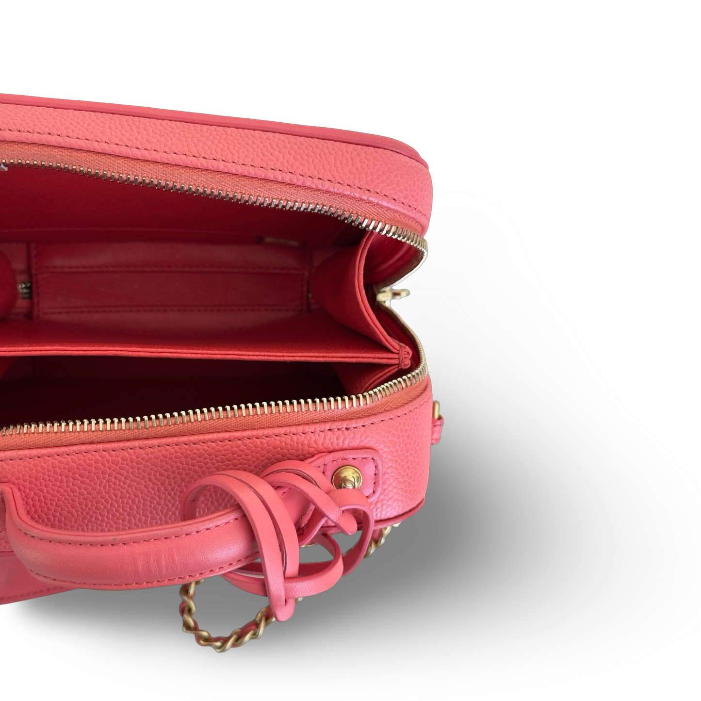 Chanel Quilted Caviar Small Vanity Case - GHW / Light Pink