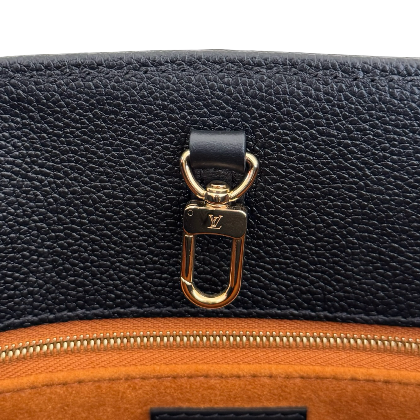 Louis Vuitton Monogram Empreinte GM Onthego - SHW / Black