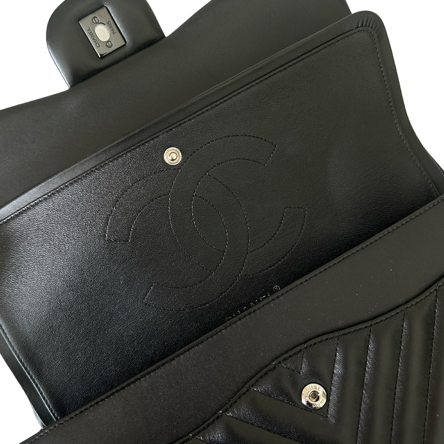 Chanel Chevron Lambskin Jumbo So Black Double Flap - Black / BHW