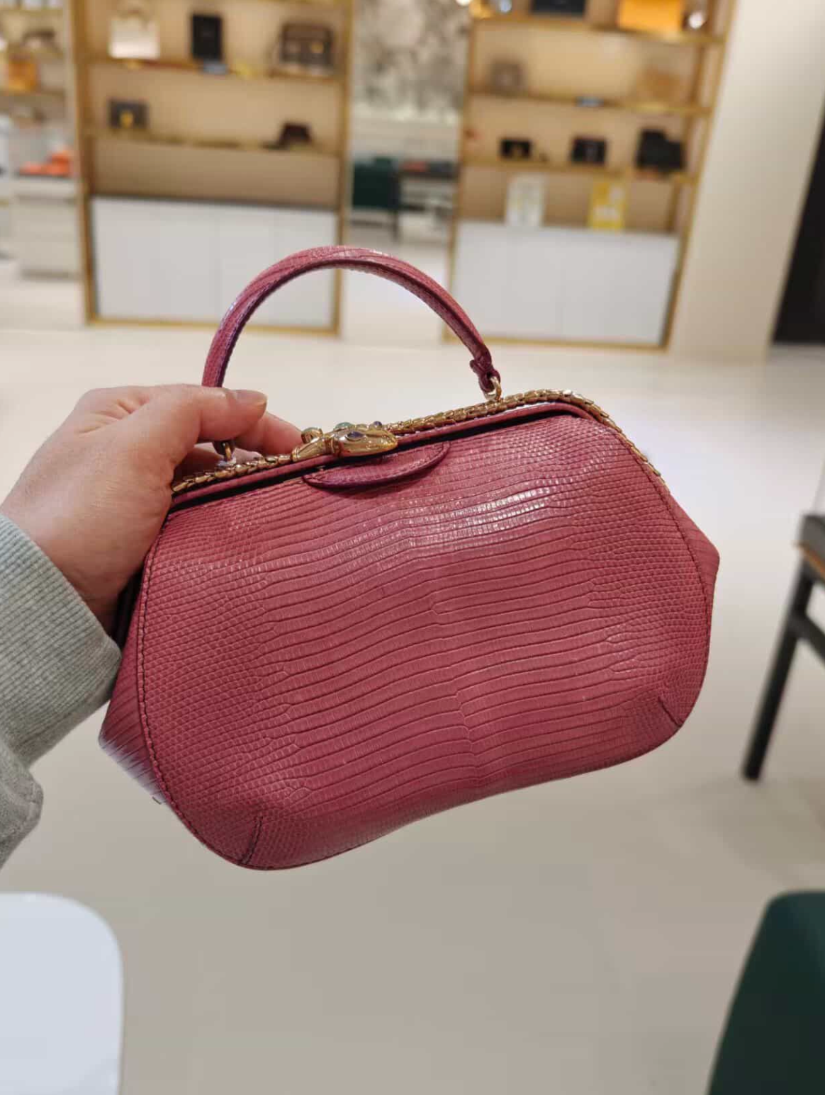 Bulgari Serpenti Hypnotic top handle bag - GHW / Pink