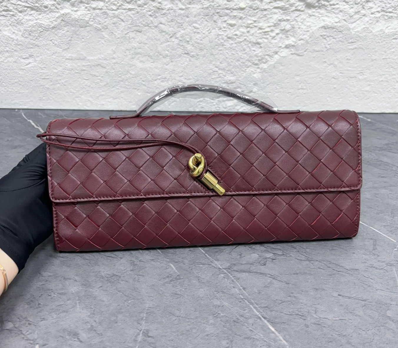 Bottega Veneta Andiamo Clutch - Burgundy