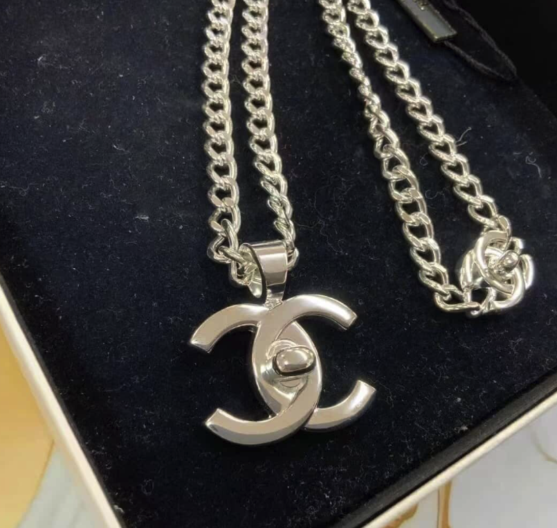 Chanel CC Logo Turnlock Necklace - Silver