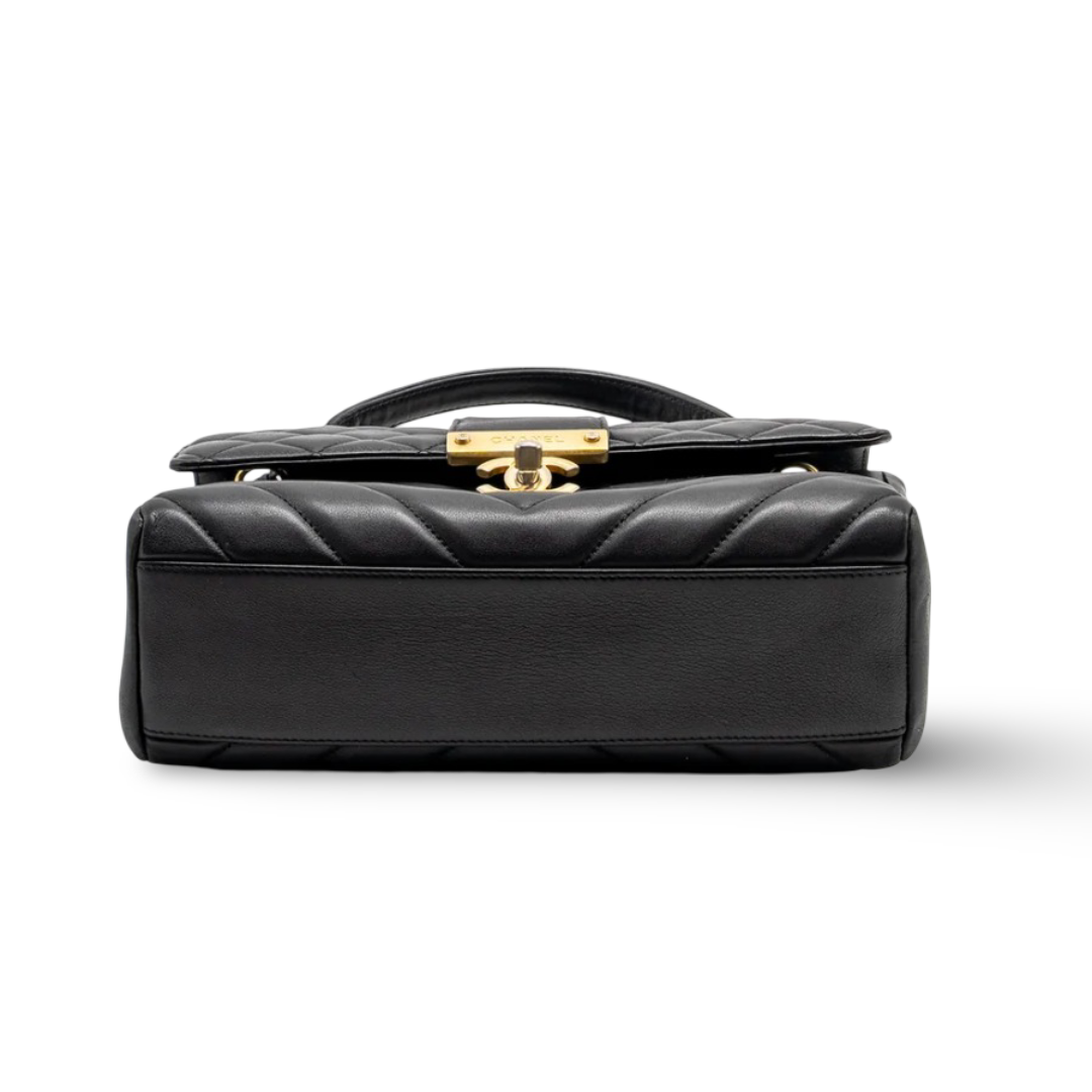 Chanel Calfskin Quilted Chevron In The City Bag - Black / GHW