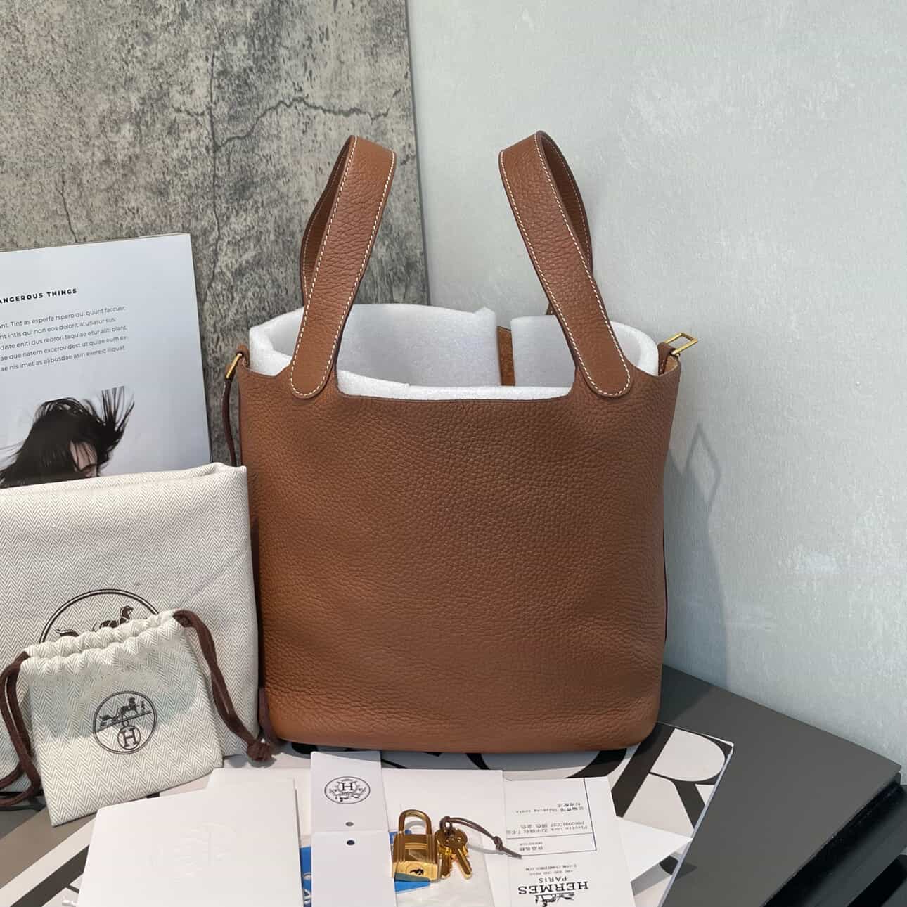 Hermes Togo 22 Picotin Bag - GHW / Gold