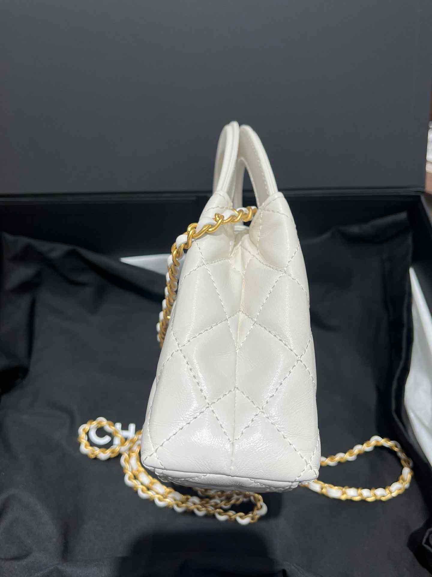 Chanel Quilted Calfskin Medium Kelly Bag - GHW / White