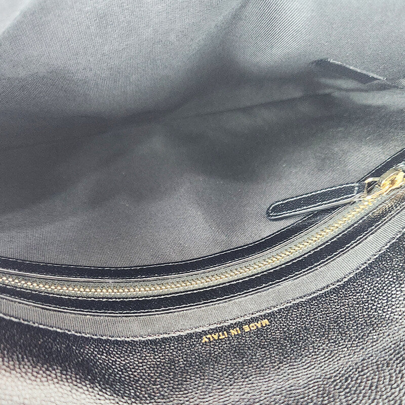 Chanel Quilted Caviar CC Flap Clutch - GHW / Black