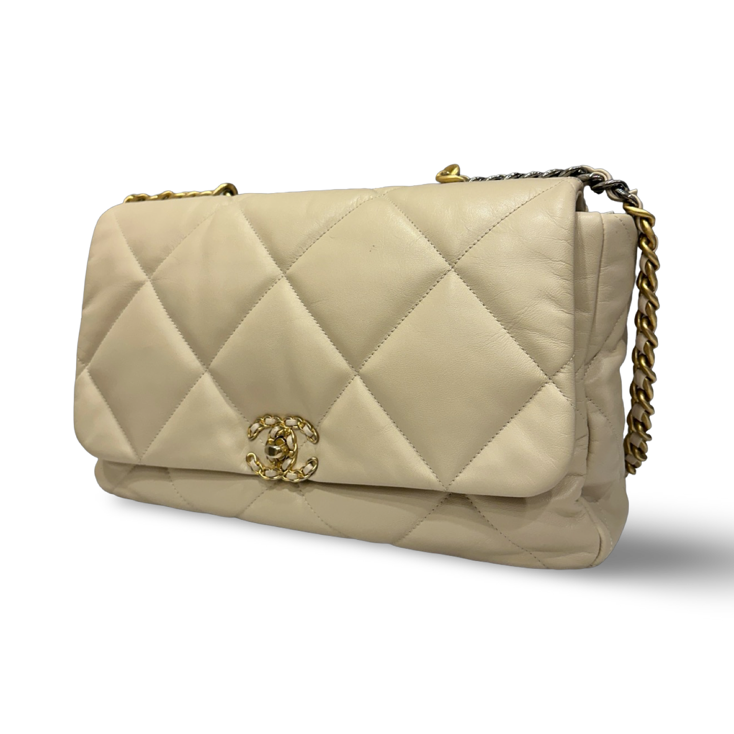 Chanel Quilted Lambskin Maxi 19 bag Bag - GHW / Beige