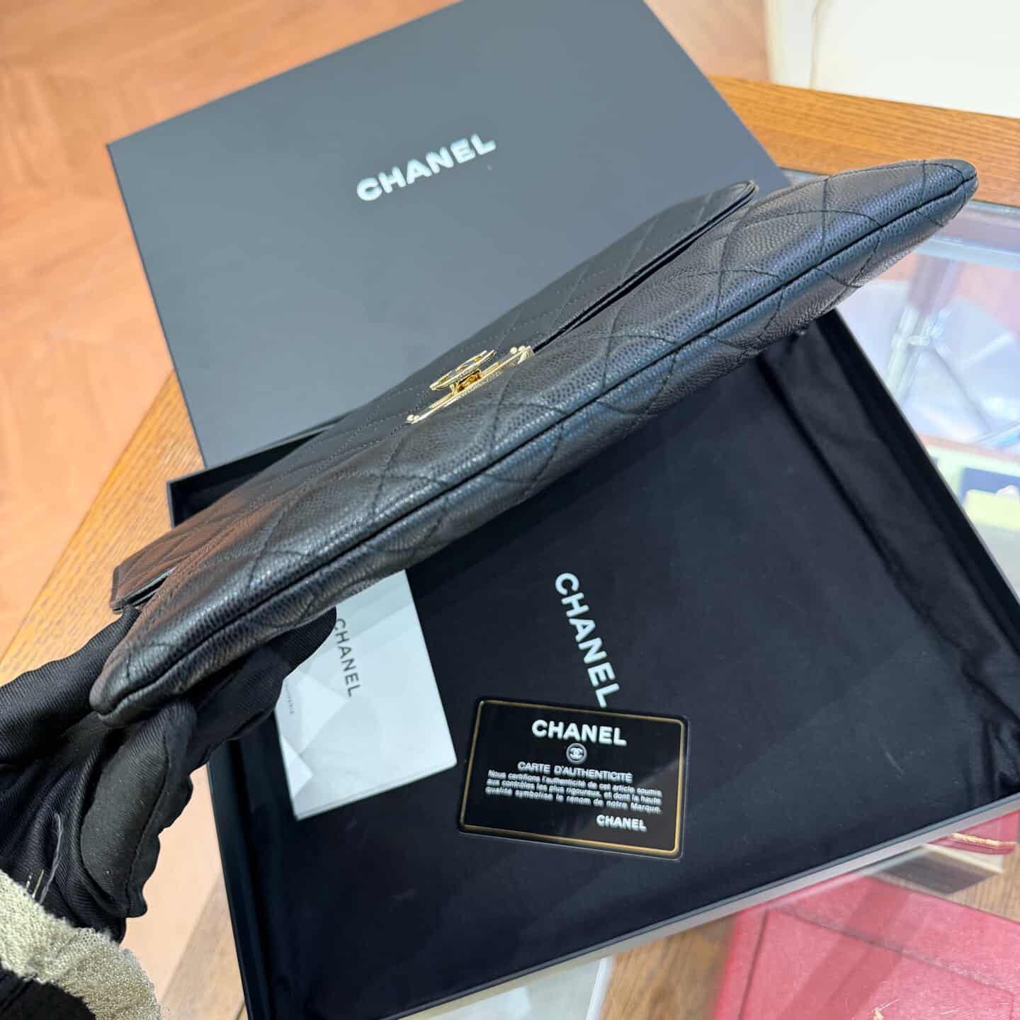 Chanel Quilted Caviar CC Flap Clutch - SHW / Black