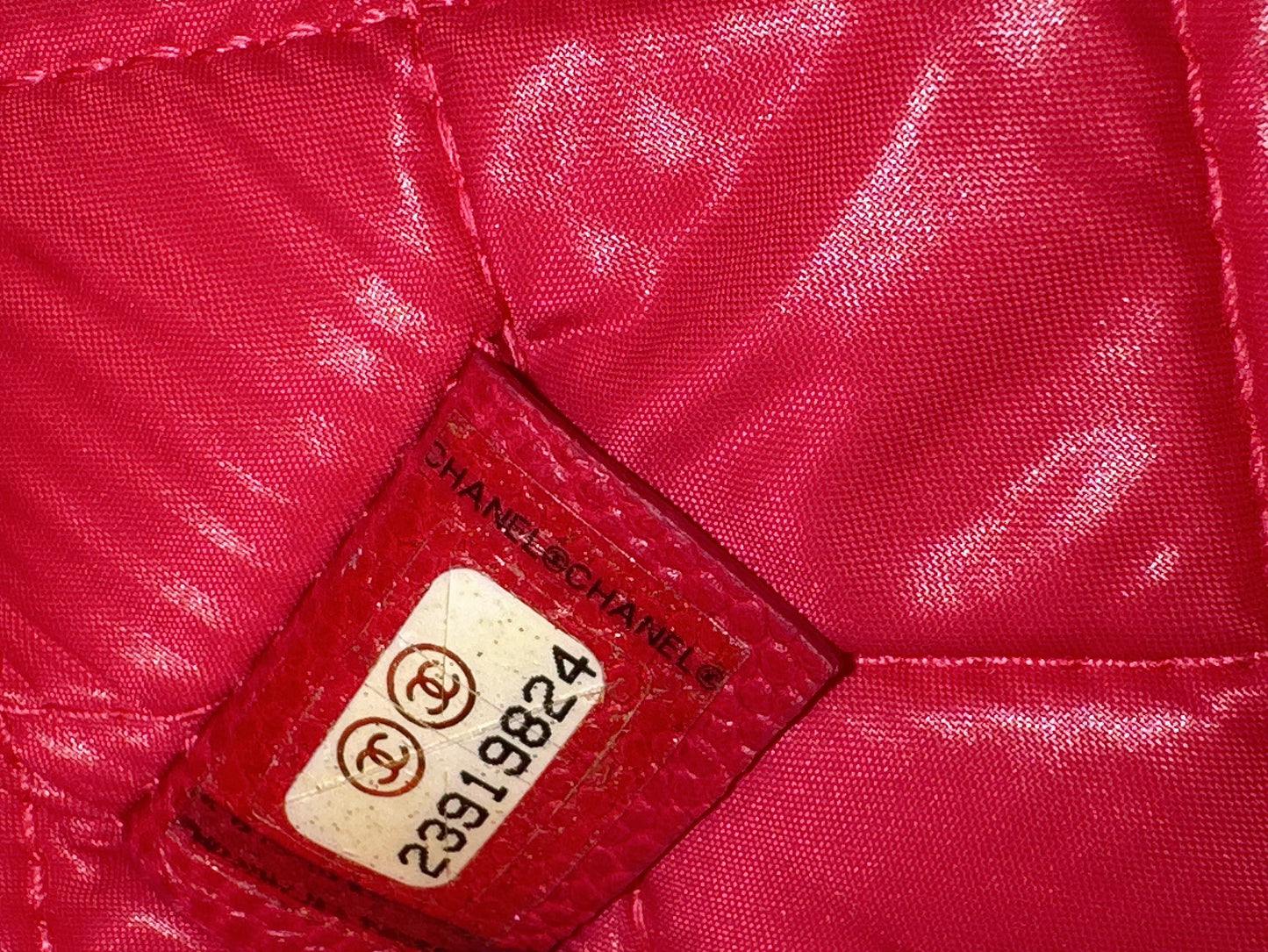 Chanel Caviar Medium Boy Zip Pouch - Red
