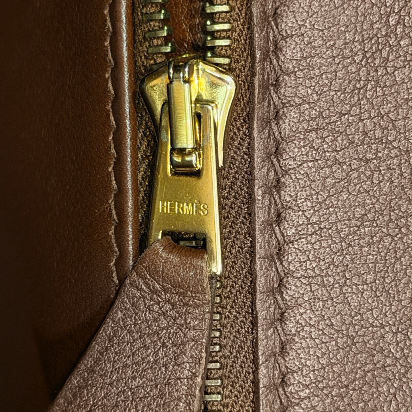 Hermes Togo Kelly 32 -  GHW / Glycine