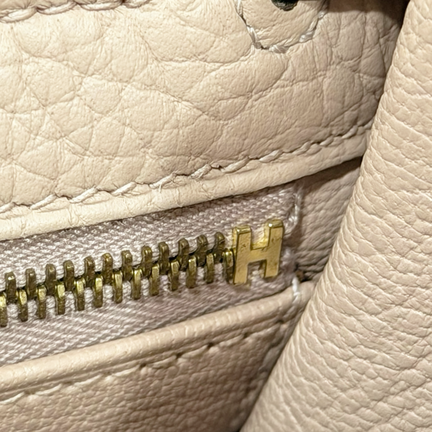 Hermes Togo Kelly 32 -  GHW / Glycine