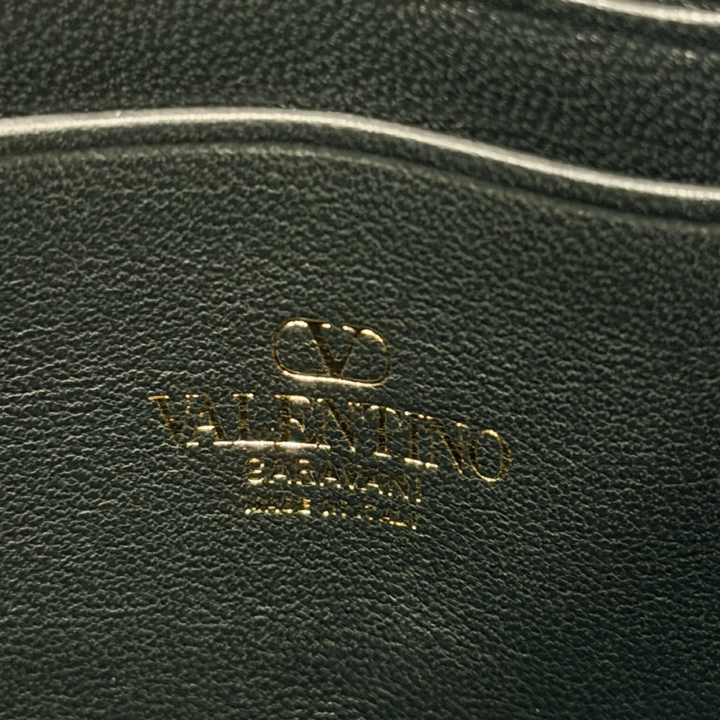 Valentino Logo Clutch - GHW / Gold