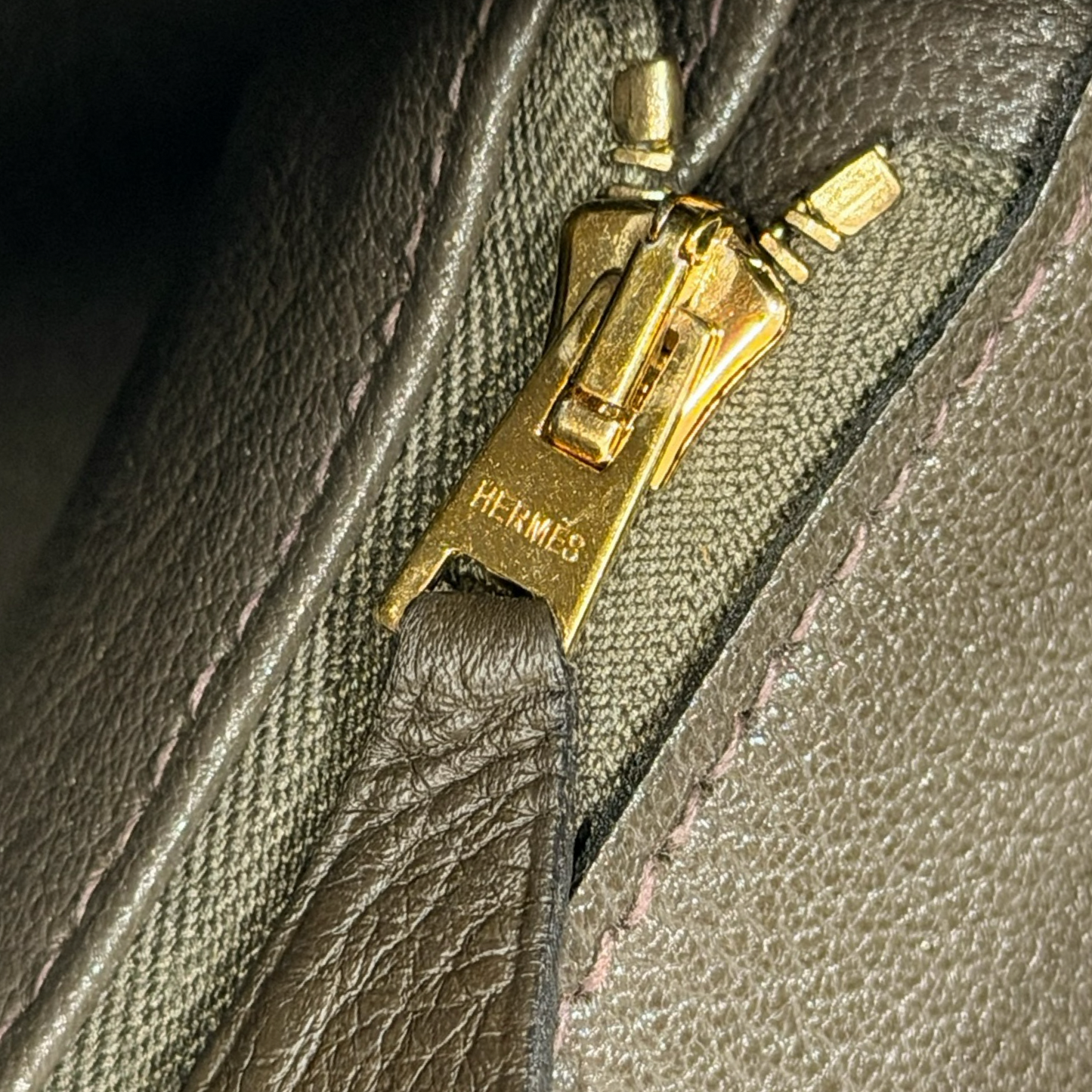 Hermes Togo Birkin 35 Bag - GHW / Etain