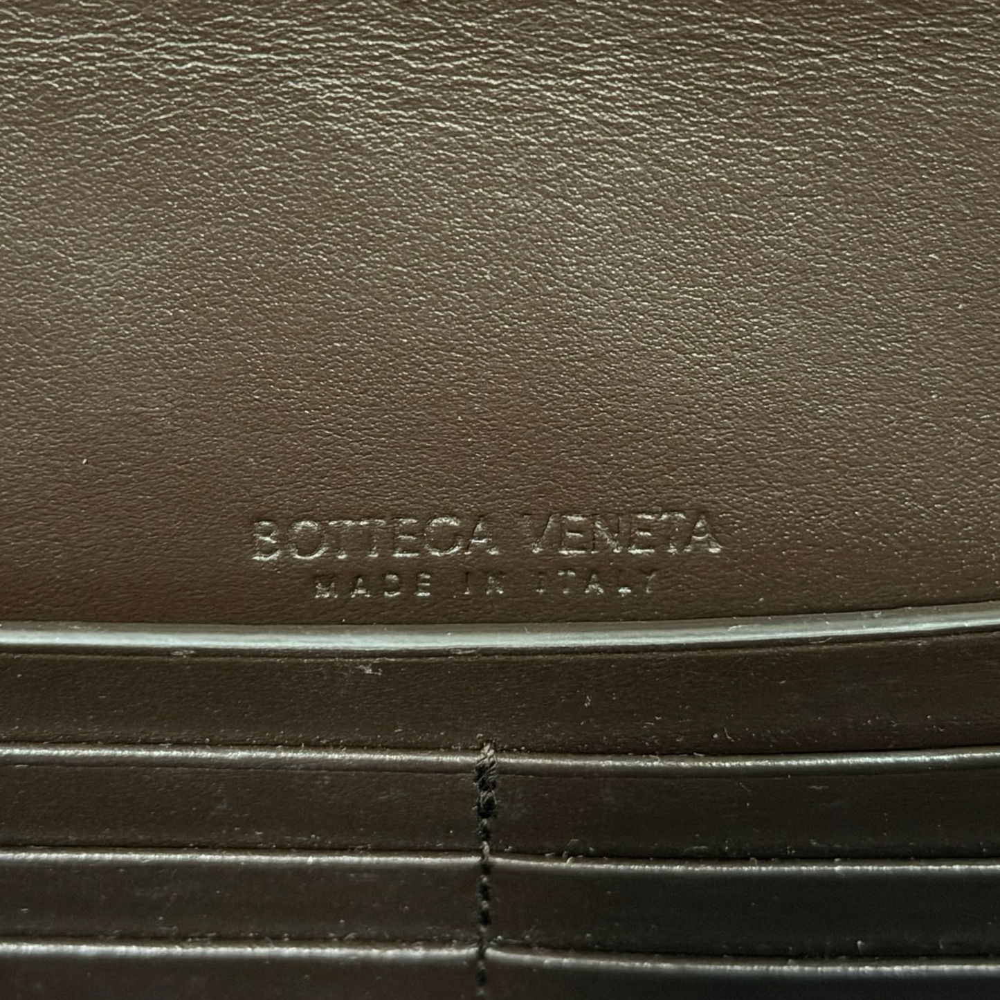 Bottega Veneta Andiamo Clutch - GHW / Chocolate