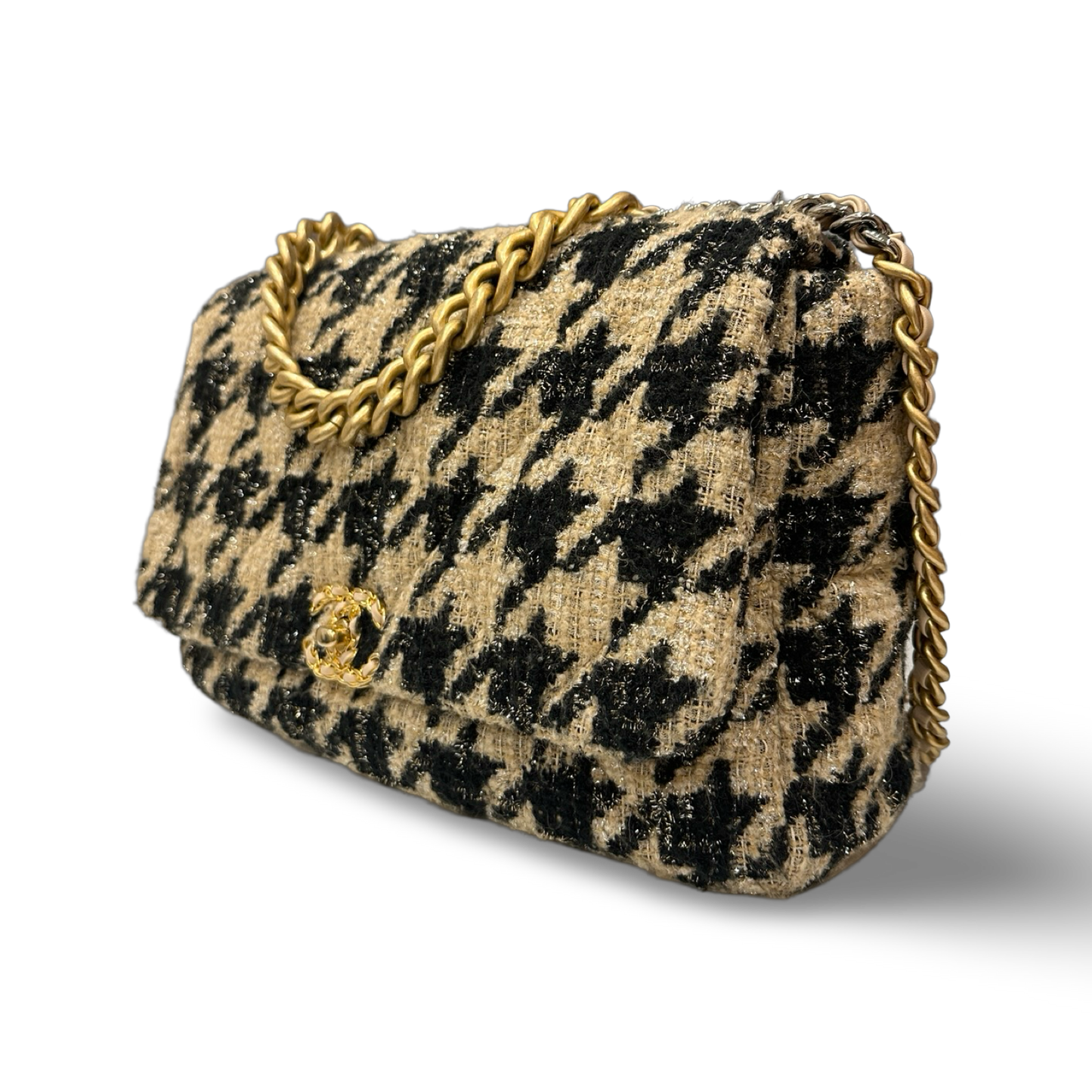 Chanel Maxi 19 米色千鳥格斜紋軟呢口蓋包 – 米黑配 / 金釦