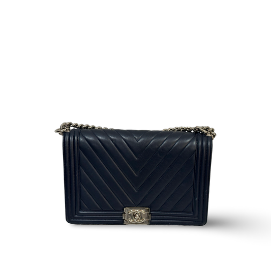 Chanel Chevron New Medium boy Bag - Sliver Navy
