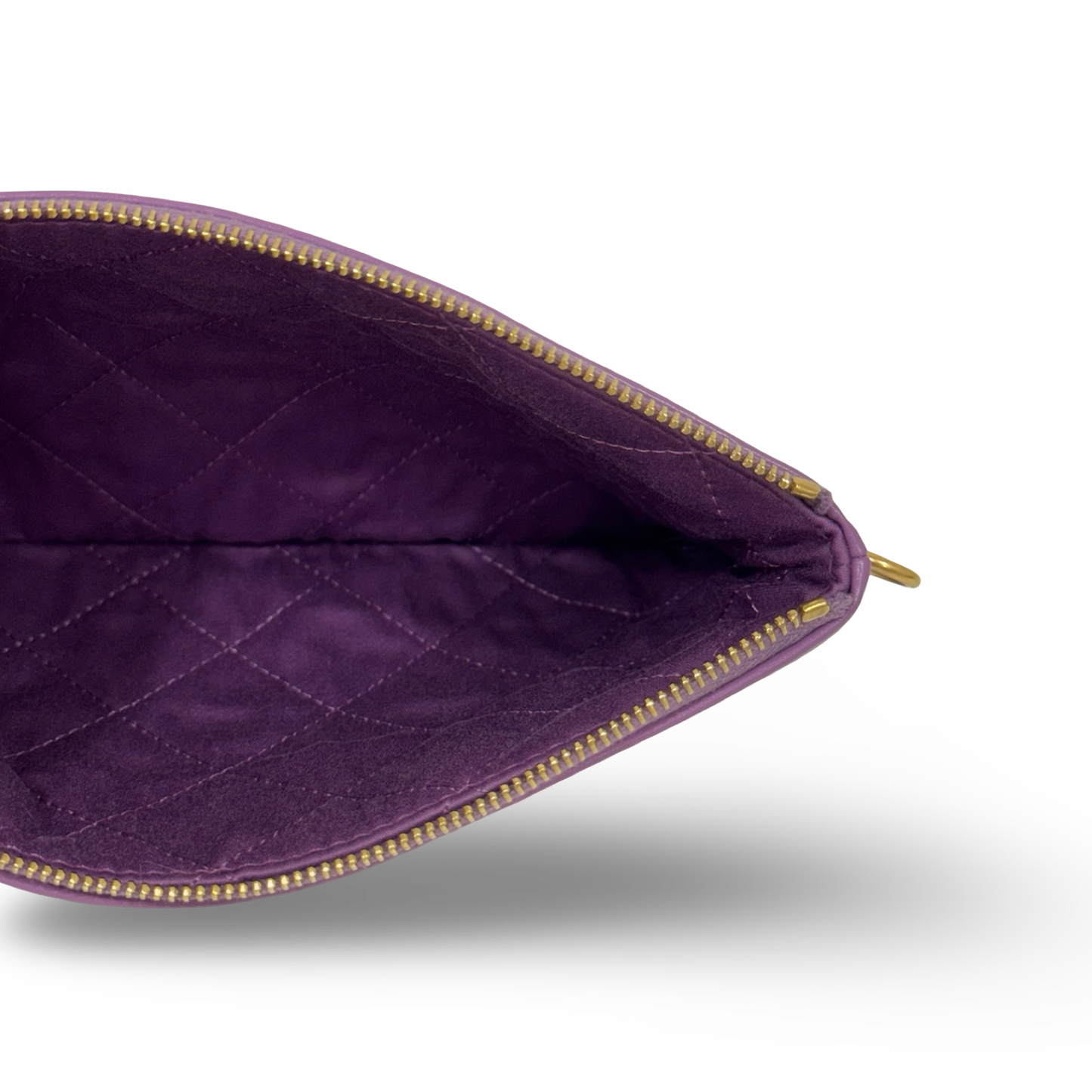 Chanel Quilte Shinny Lambskin Medium 22Bag - GHW / Purple