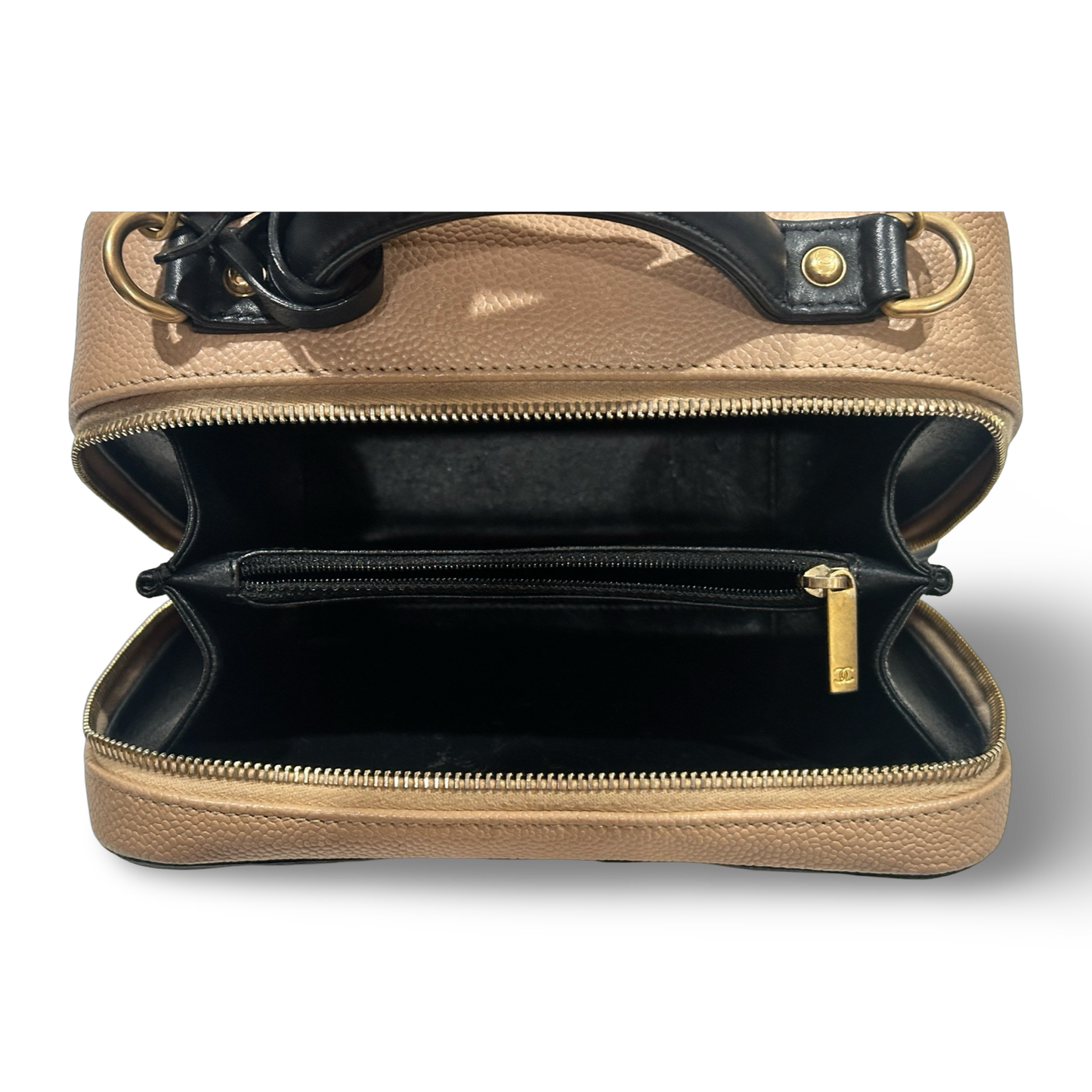 Chanel Classic Caviar Medium Vanity Case