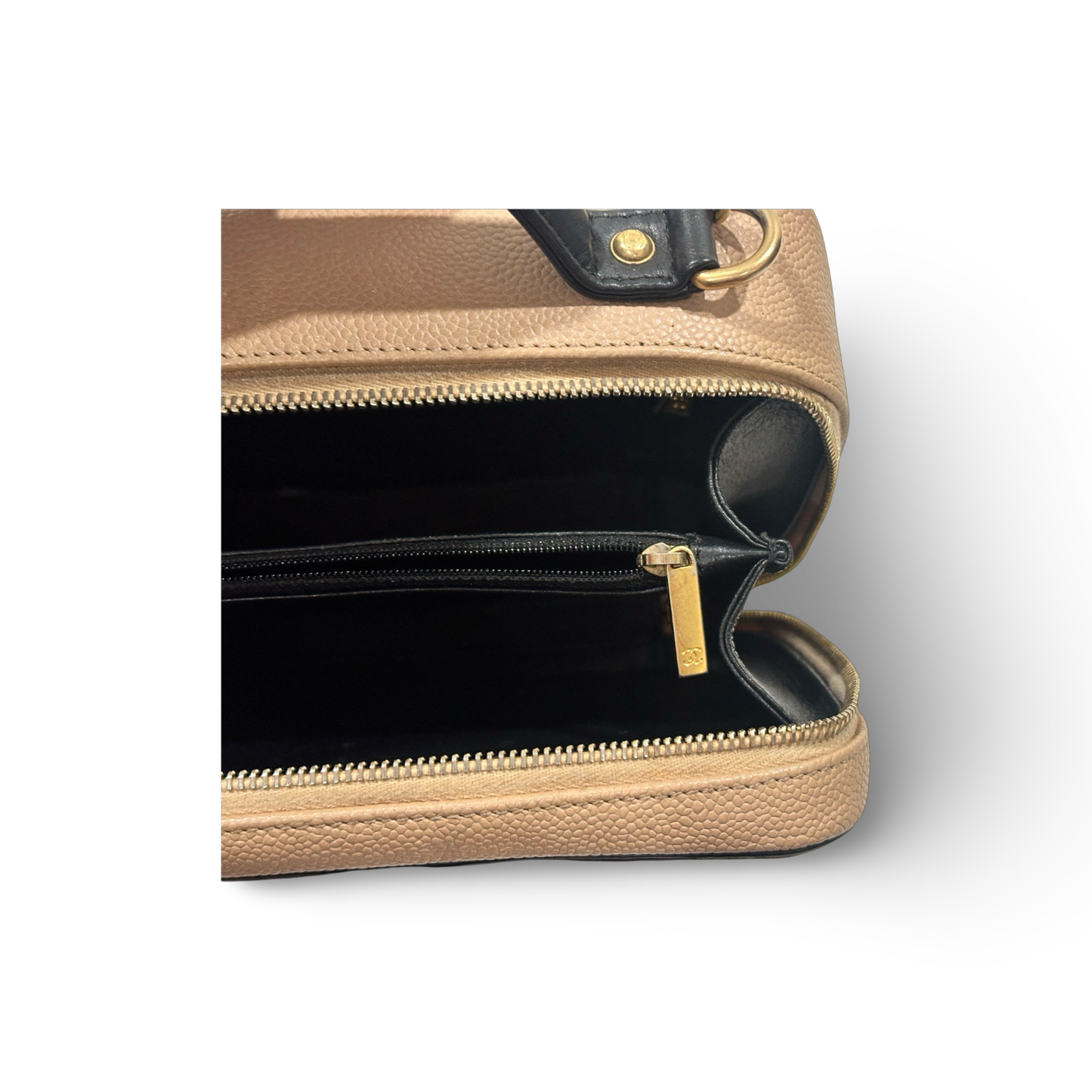 Chanel Classic Caviar Medium Vanity Case