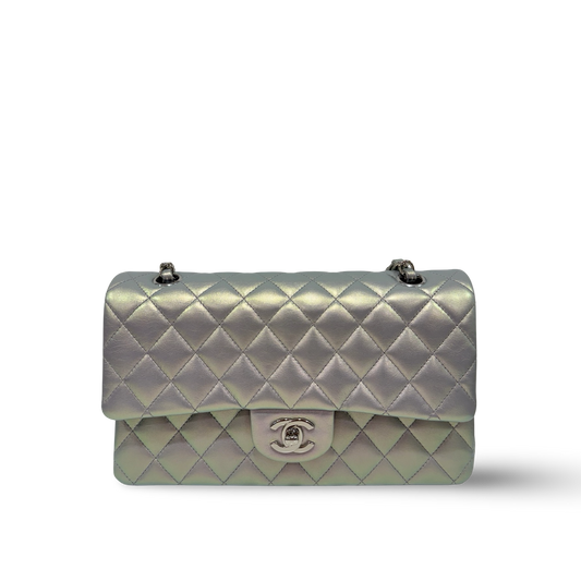 Chanel Quilted Lambskin Medium Iridescent Double Flap - SHW/ Sliver