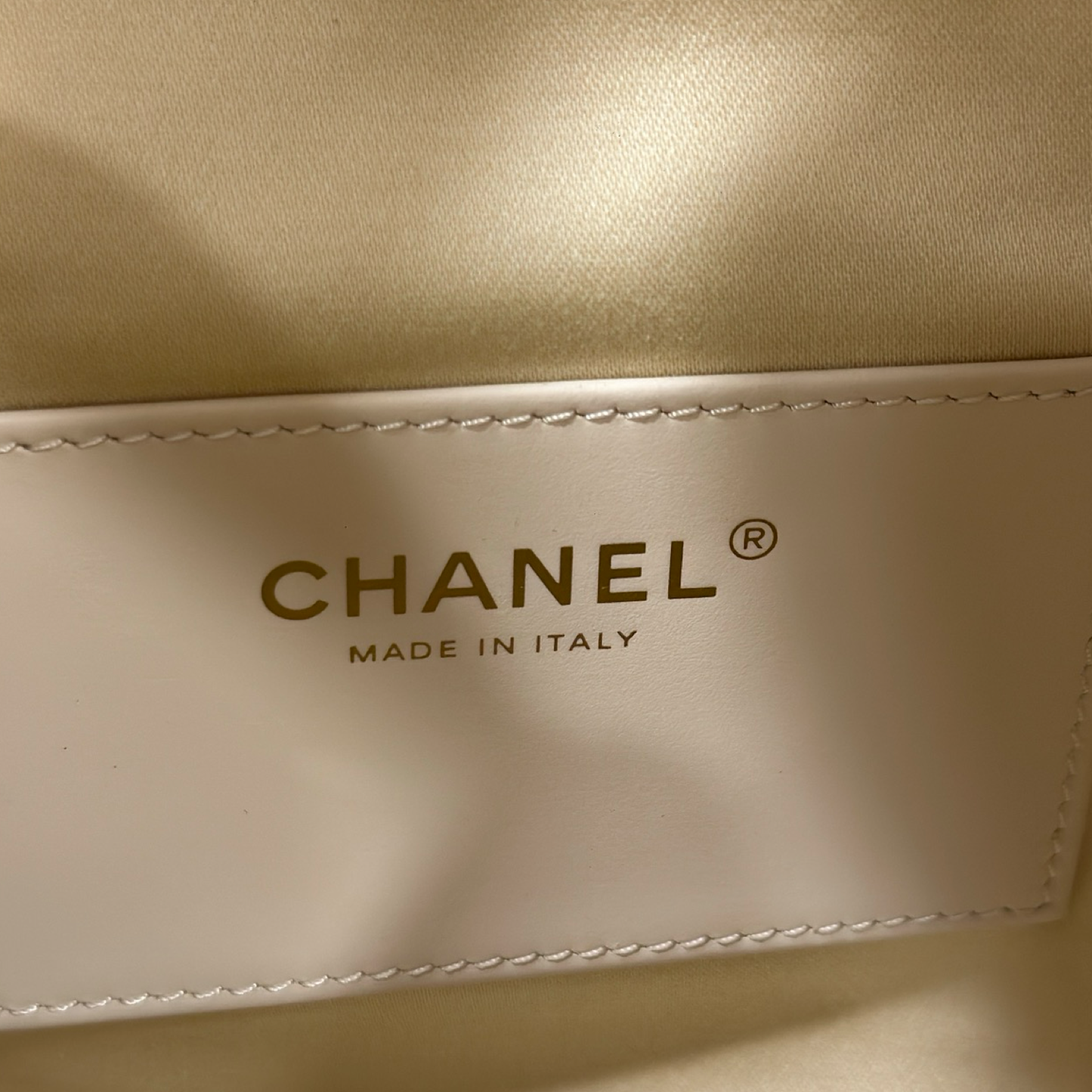 Chanel Quilted Caviar Small 25 Bag - GHW / Cream White