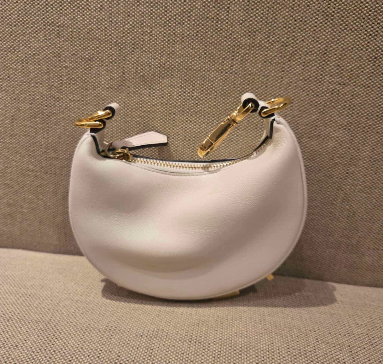 Fendi Nano Fendigraphy Hobo bag - GHW / White