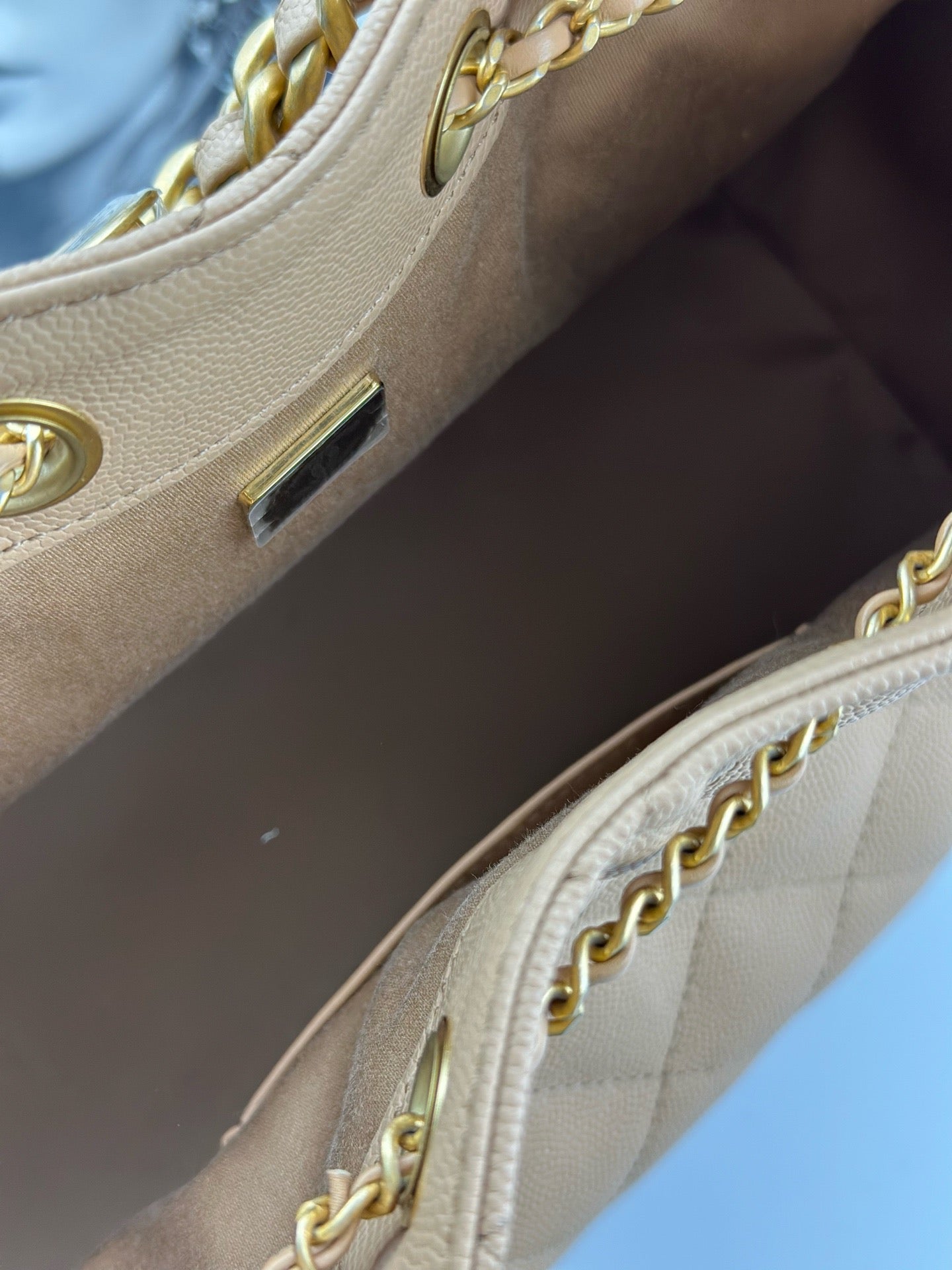 Chanel Quilted Caviar Small 25 Bag - GHW / Beige