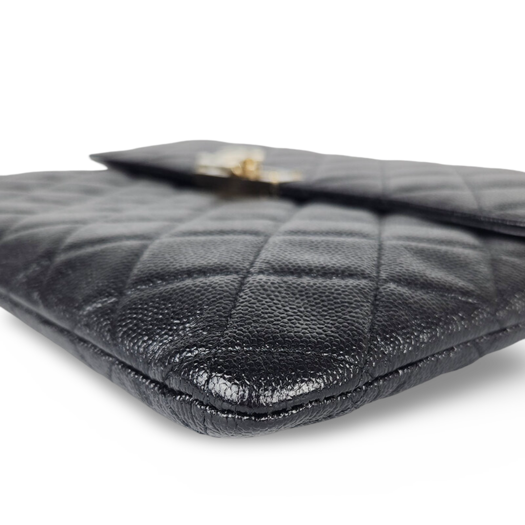 Chanel Quilted Caviar CC Flap Clutch - GHW / Black