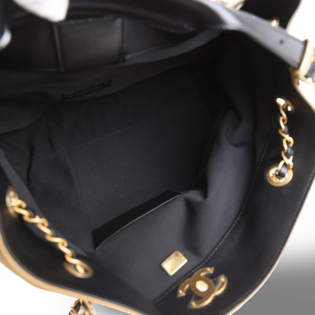 Chanel Suede Calfskin and Shiny Lambskin Small Tote bag - GHW / Brown Black