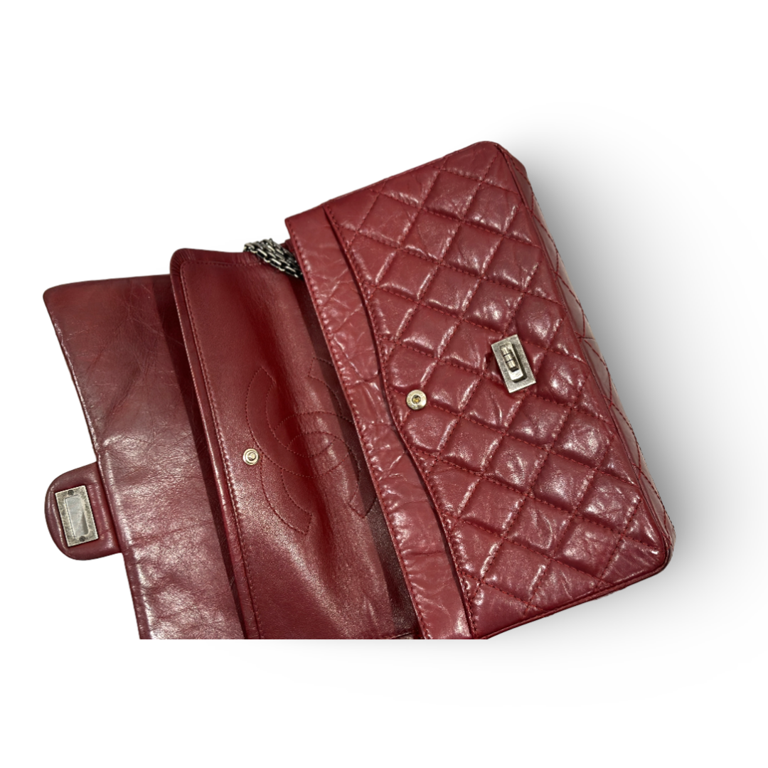 Chanel Quilted Aged Calfskin 226 Reissue 2.55 Flap Bag Red