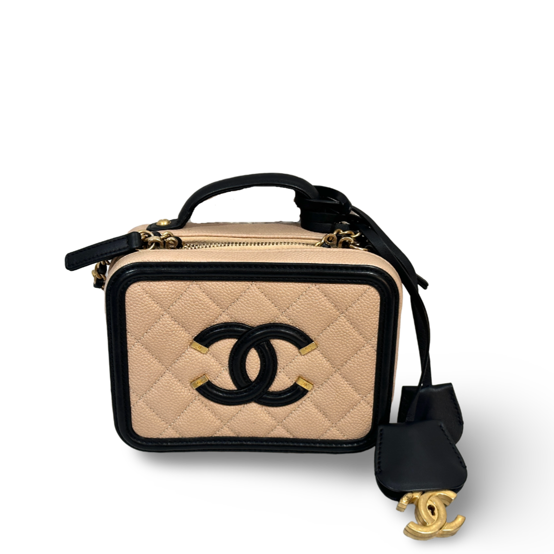 Chanel Caviar Small Vanity Case Neutral / Black