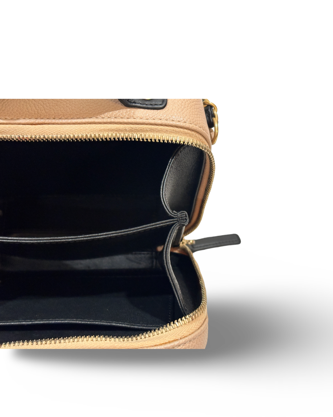 Chanel Caviar Small Vanity Case Neutral / Black