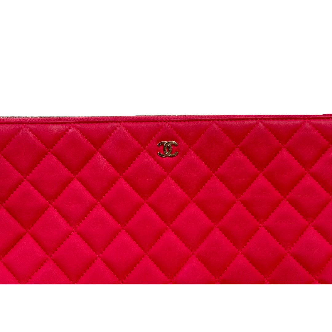 Chanel Classic Lambskin Medium Clutch Pink