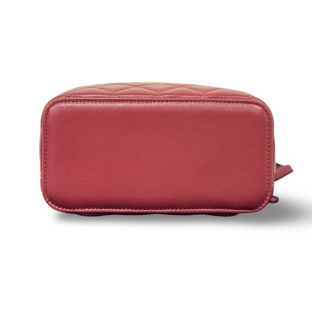 Chanel Quilted Lambskin Small Top Handle Vanity Case - GHW / Burgundy