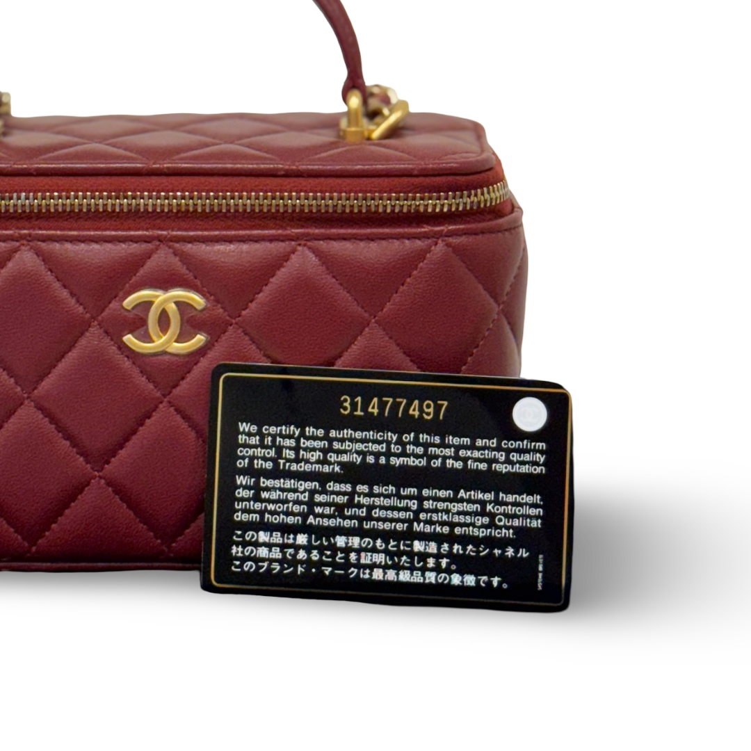 Chanel Quilted Lambskin Small Top Handle Vanity Case - GHW / Burgundy
