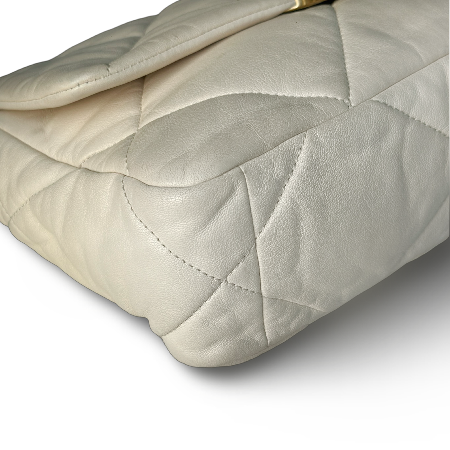 Chanel Goatskin Quilted Medium 19 Flap Bag - GHW / Beige