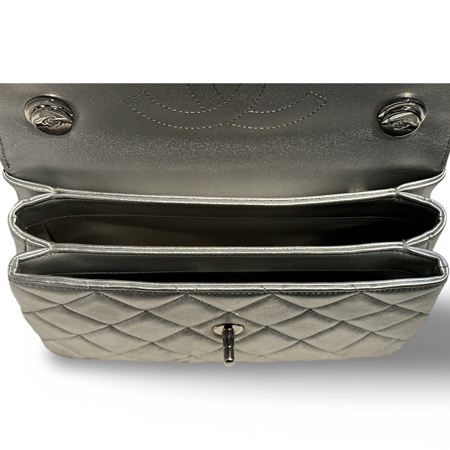 Chanel Classic Lambskin Medium Trendy CC Flap - SHW / Sliver