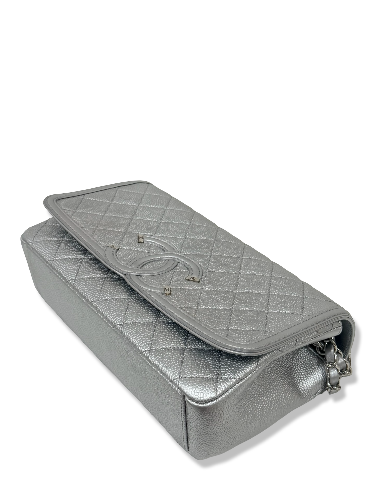 Chanel Quilted Caviar Medium CC Filigree Single Flap - SHW / Sliver